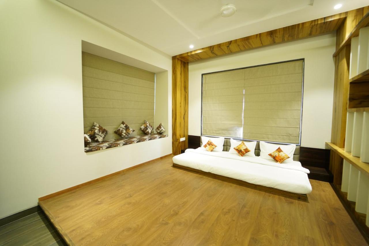Hotel The Royal Inn Baramati Exteriér fotografie